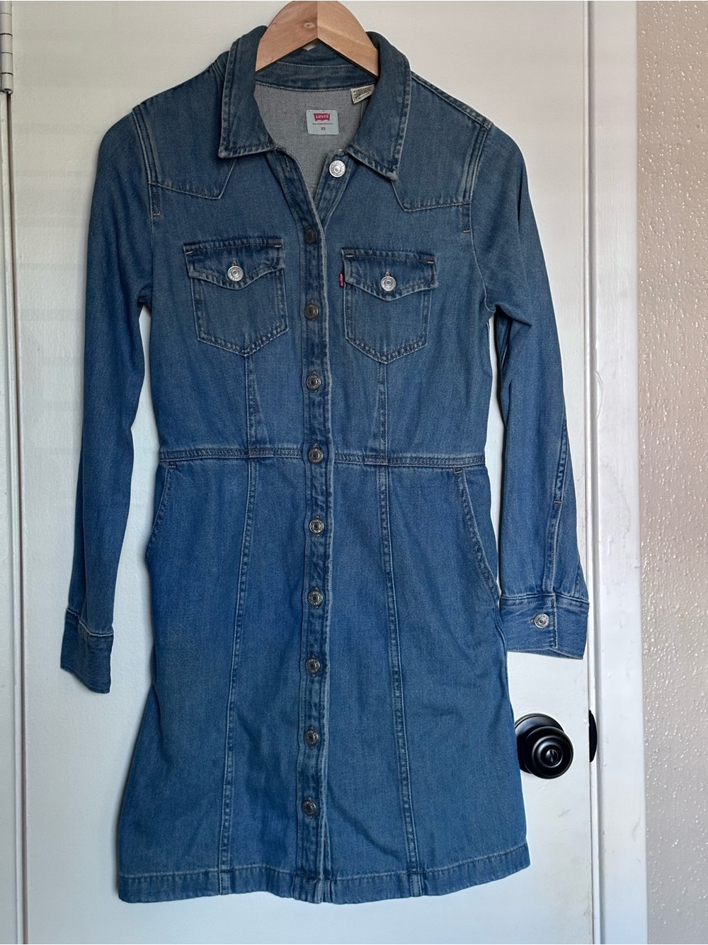 Levi's Women's XS NWT Long Sleeve Button-Front Western Denim Shirt Dress  Size M